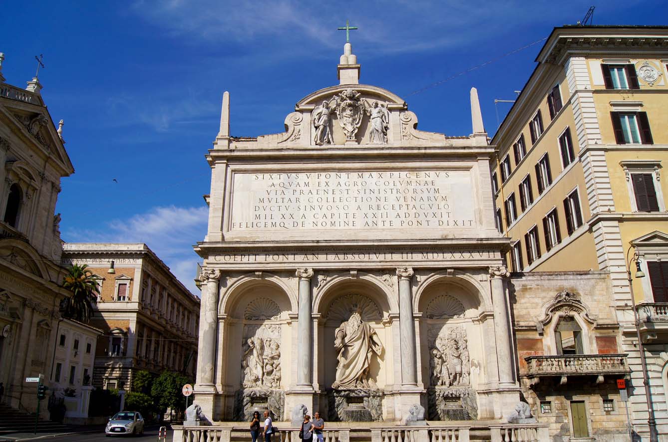 Byron T.  Фонтан Моисей или Фонтан Аква Феличе (Fontana dell'Acqua Felice, Fontana del Mose) CC BY-NC-ND