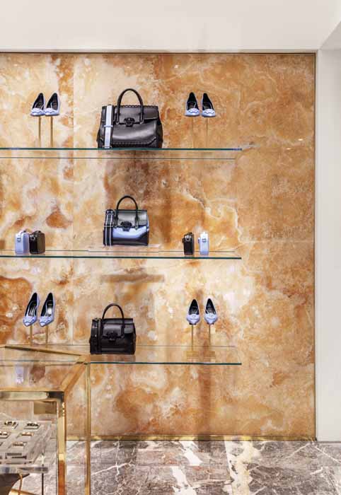 Versace открывает новый бутик в ГУМе